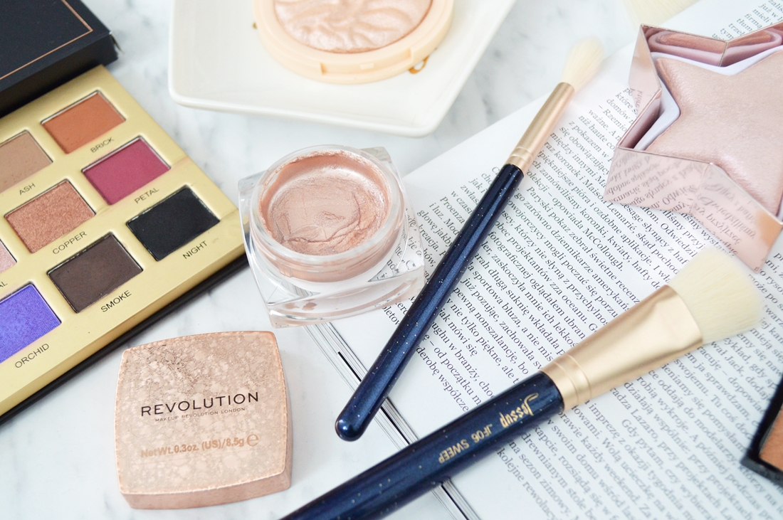 żelowy rozświetlacz galaretka puderek.com.pl